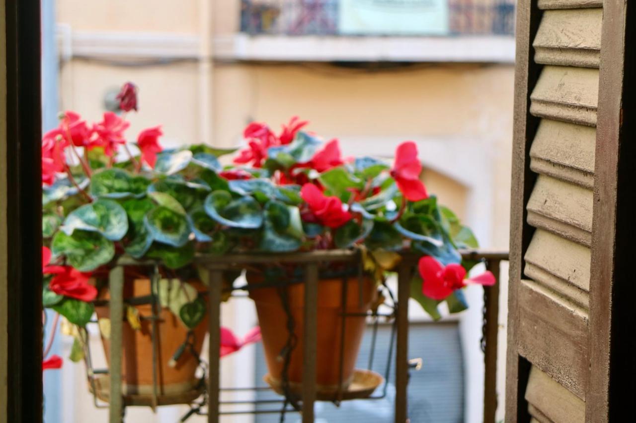 Hostal Poblenou — Bilder 3